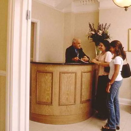Four Season Hotel-3